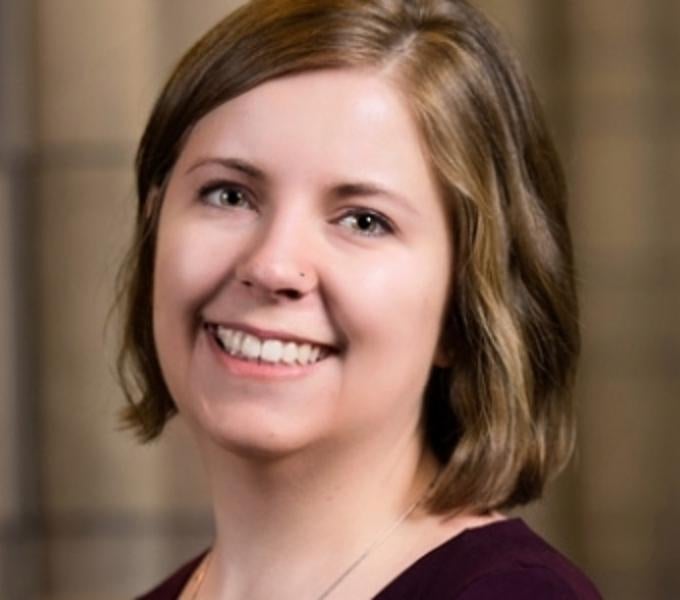 Headshot of Robyn Coggins