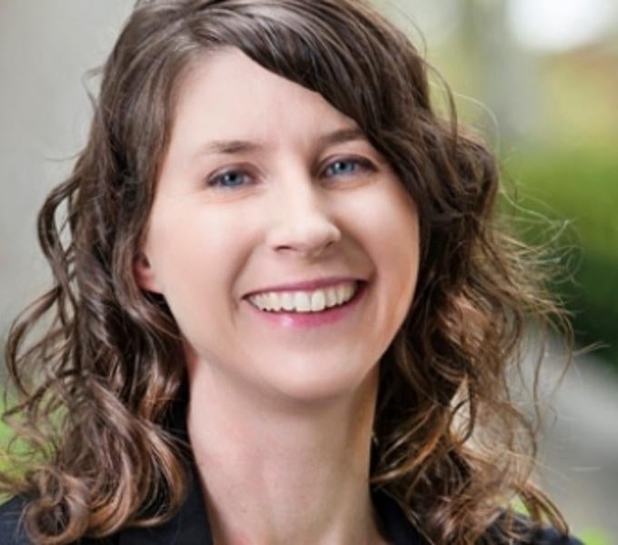 Aimee Obidzinski outside headshot