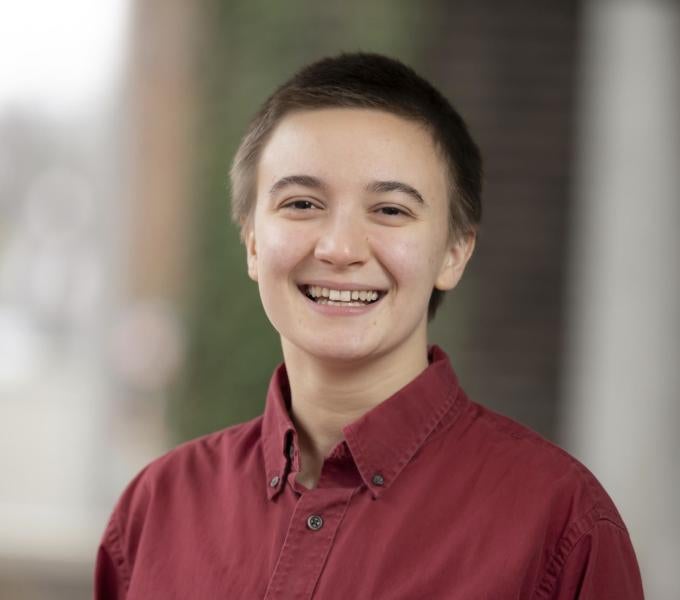 Madeline Spadafore outdoor headshot